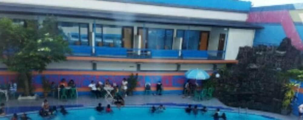 Hotel Mariat Sorong Esterno foto